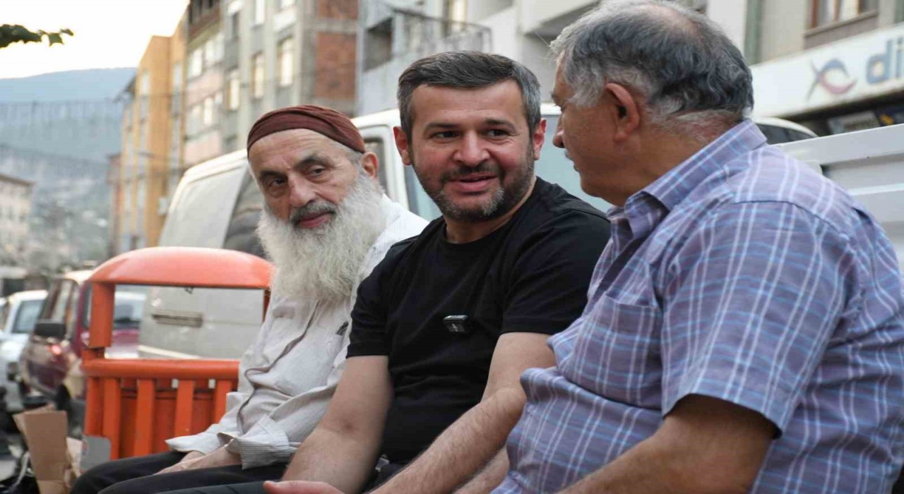 Başkan Çetinkaya esnaf ve vatandaşlarla bir araya geldi