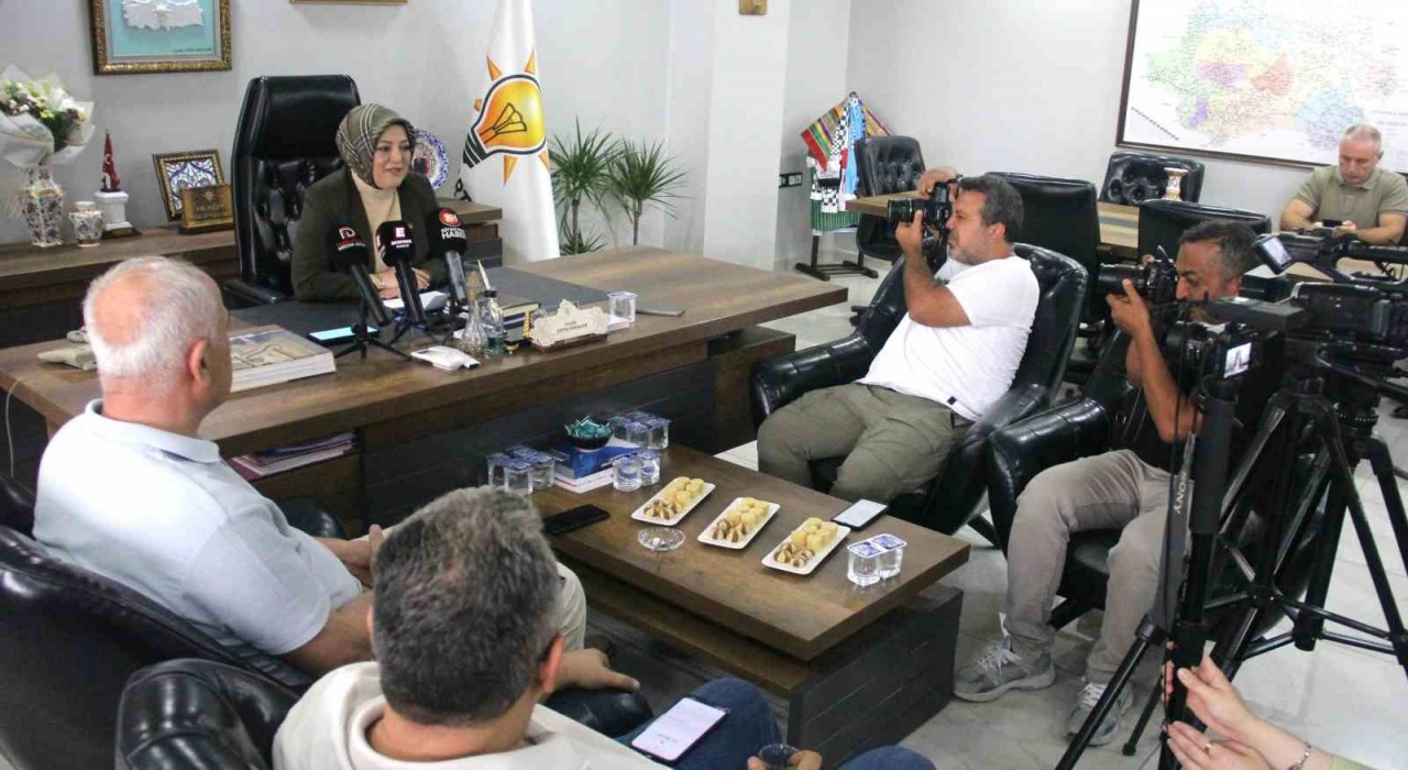 Başkan Ceyda Çetin Erenlerden belediye yönetimine eleştiri