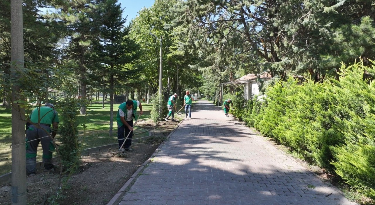 Başkan Çolakbayrakdar: Yeter ki 1 metrekare kamuya ait olsun, hızla park yapıyoruz