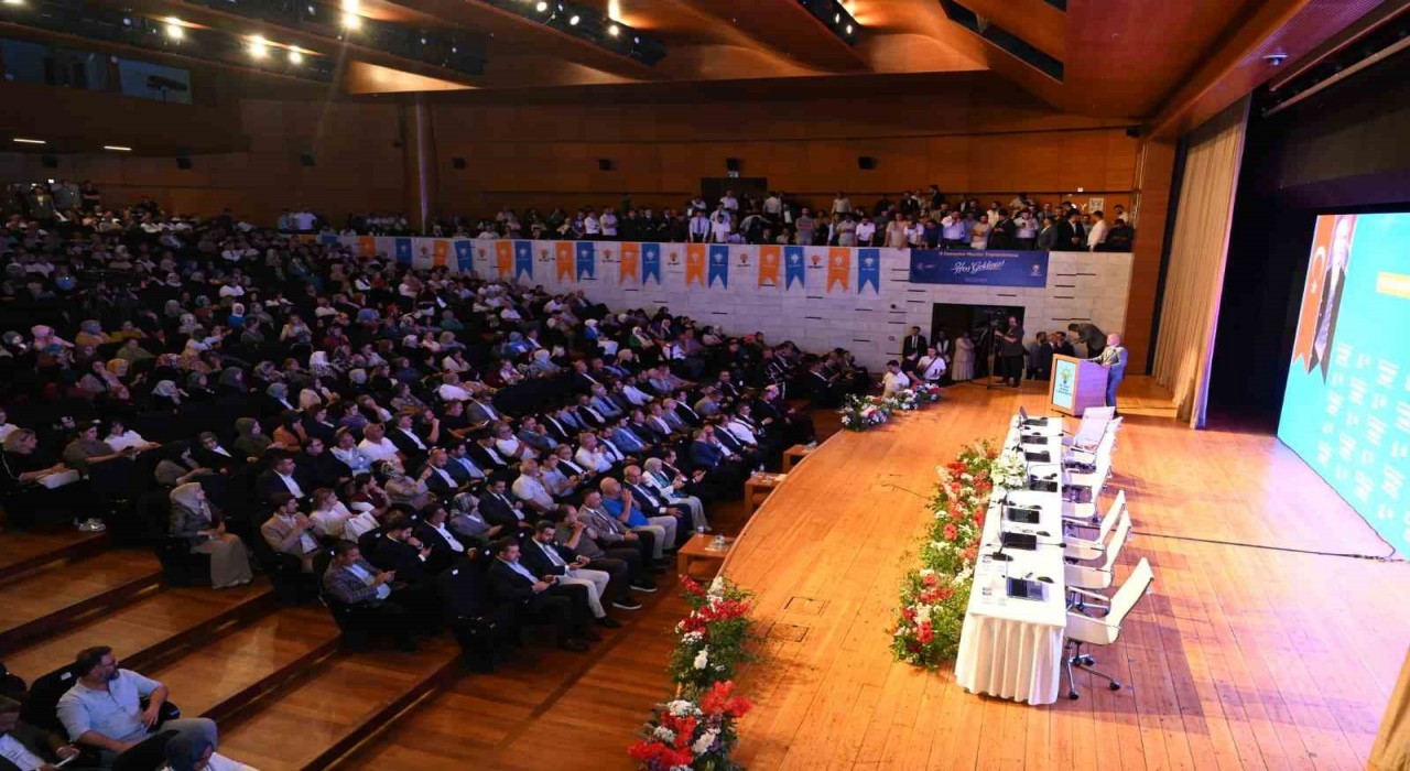 Başkan Gürkan: AK Partiye katın her bir yeni üye, Türkiye Yüzyılına katılmış nefes ve heyecandır