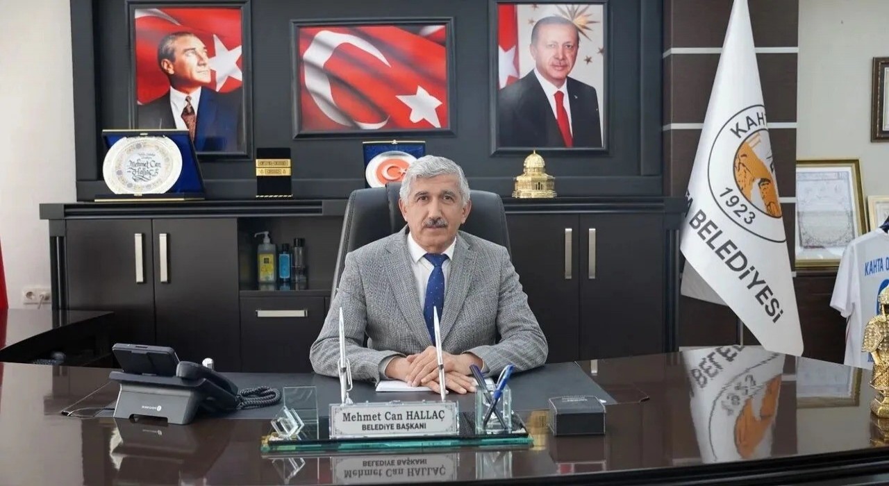Başkan Hallaç: Kahta altın çağını yaşıyor