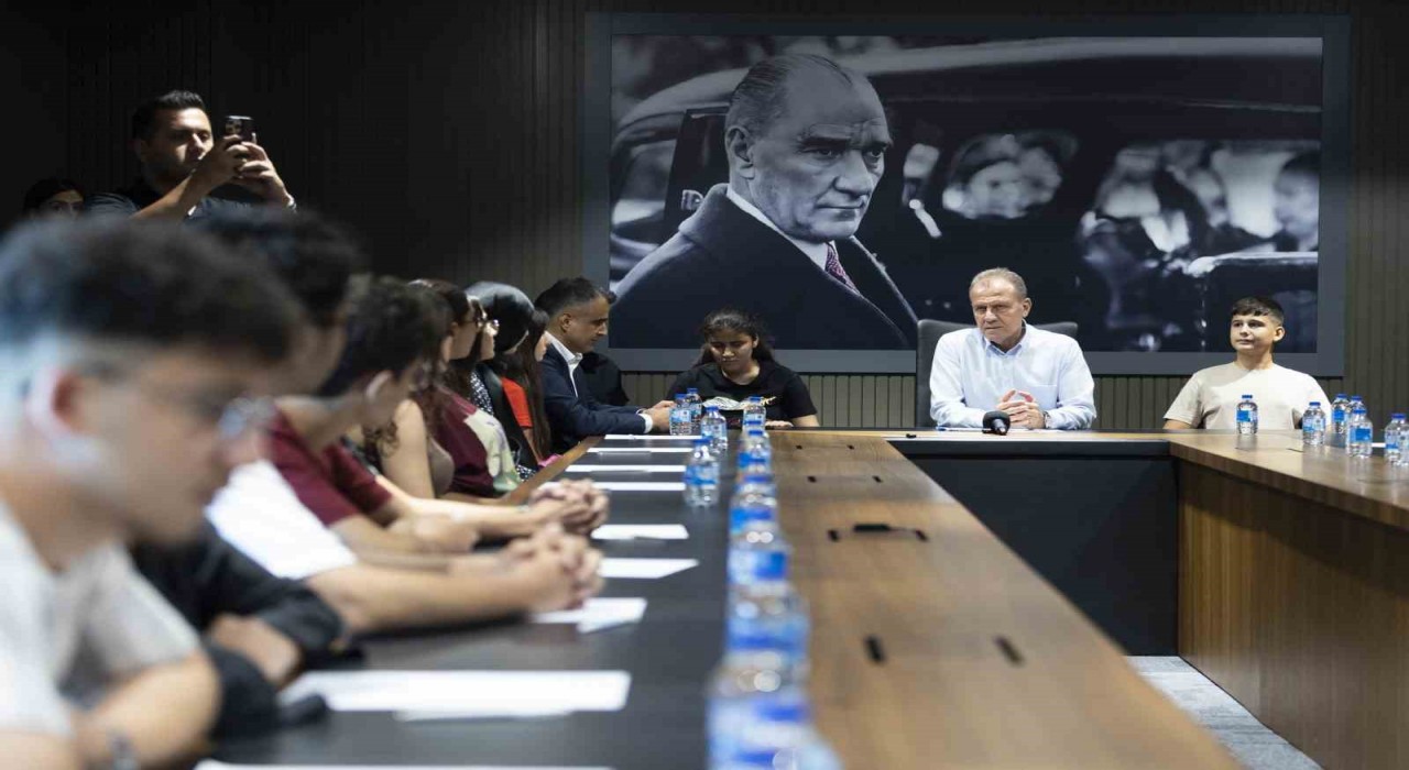 Başkan Seçer: Sizler Mersini markalaştıracak gençlere örneksiniz