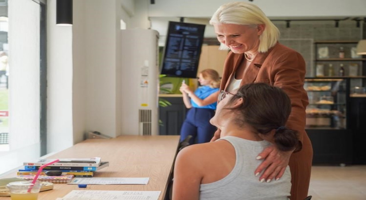 Başkan Subaşı gençlerle kitap kafede buluştu