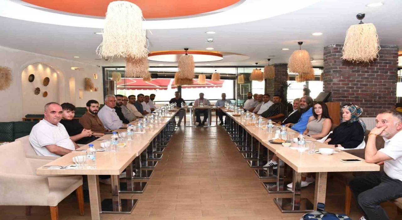 Başkan Taşkın basın mensupları ile bir araya geldi