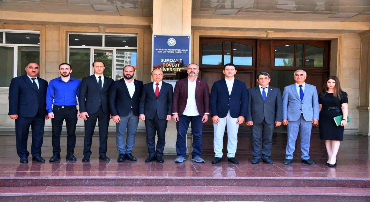 Bayburt Üniversitesi, Azerbaycandaki üniversitelerle imzaladığı protokollerle Türk Dünyasıyla bağlarını güçlendiriyor