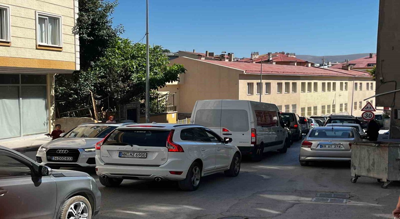 Bayburtta trafik çilesi sürüyor