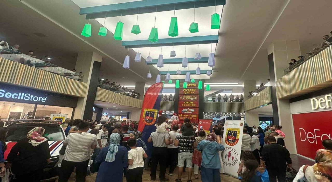 Bayramlar KUMSMALLda bir başka