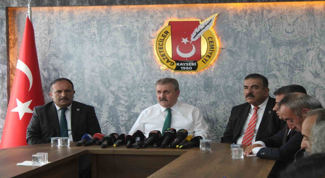 BBP Genel Başkanı Destici: (ABDnin ek vergi kararı) Türkiye hemen buna mukabil aynı şekilde karşılık vermelidir