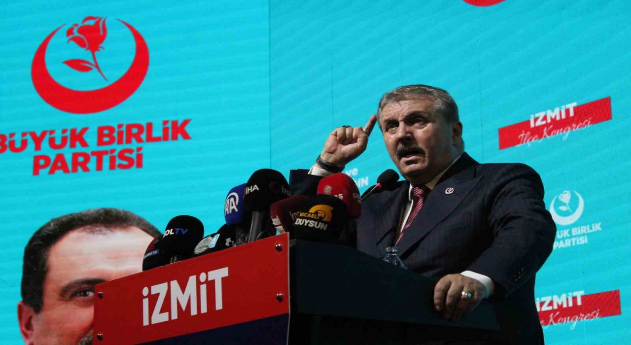 BBP lideri Destici: İslam İşbirliği Teşkilatı yardımlarla harekete geçmeli, İsrail askeri müdahale ederse karşılık verilmeli