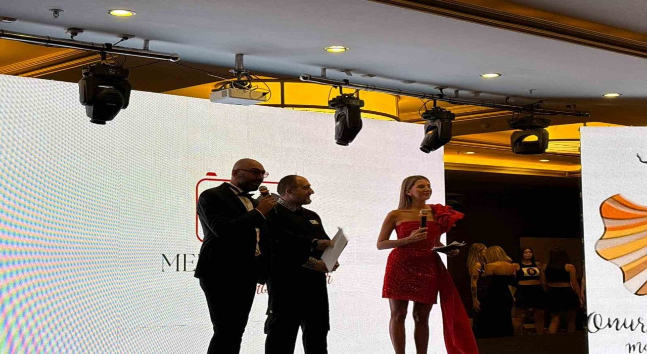 Beauty of Turkey 2025 Güzellik Yarışması finalinde İHAya En İyi Haber Ajansı ödülü