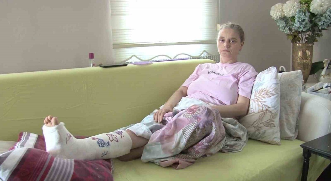 Beykozda 6 yaşındaki çocuk başıboş sokak köpeklerinin saldırısına uğradı