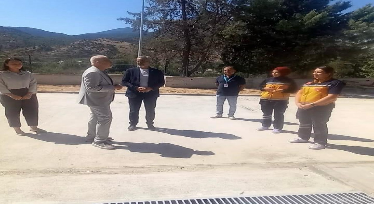 Bildirici, Sarıcakayadaki yeni sağlık tesislerini ziyaret etti