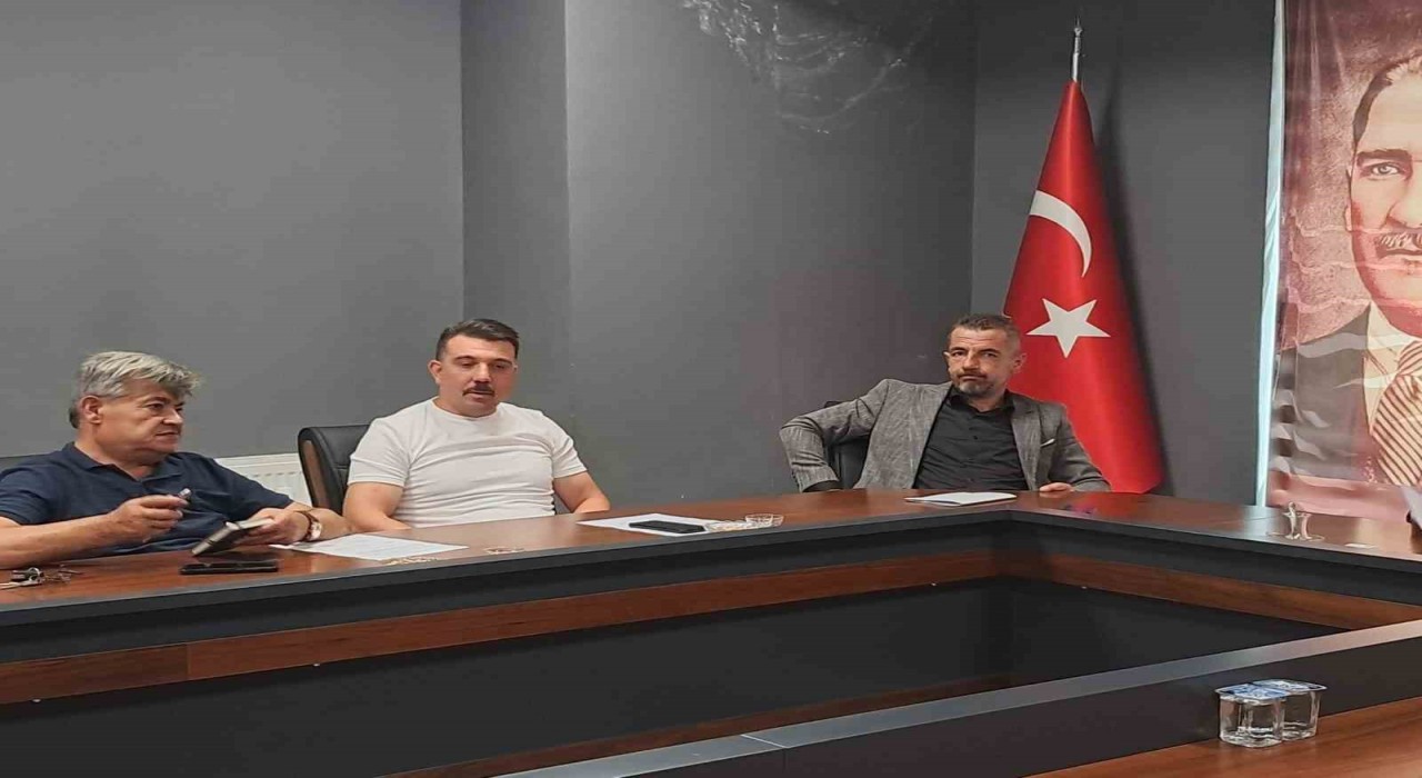 Bilecikte MHPli meclis üyeleri partilerinden istifa etti