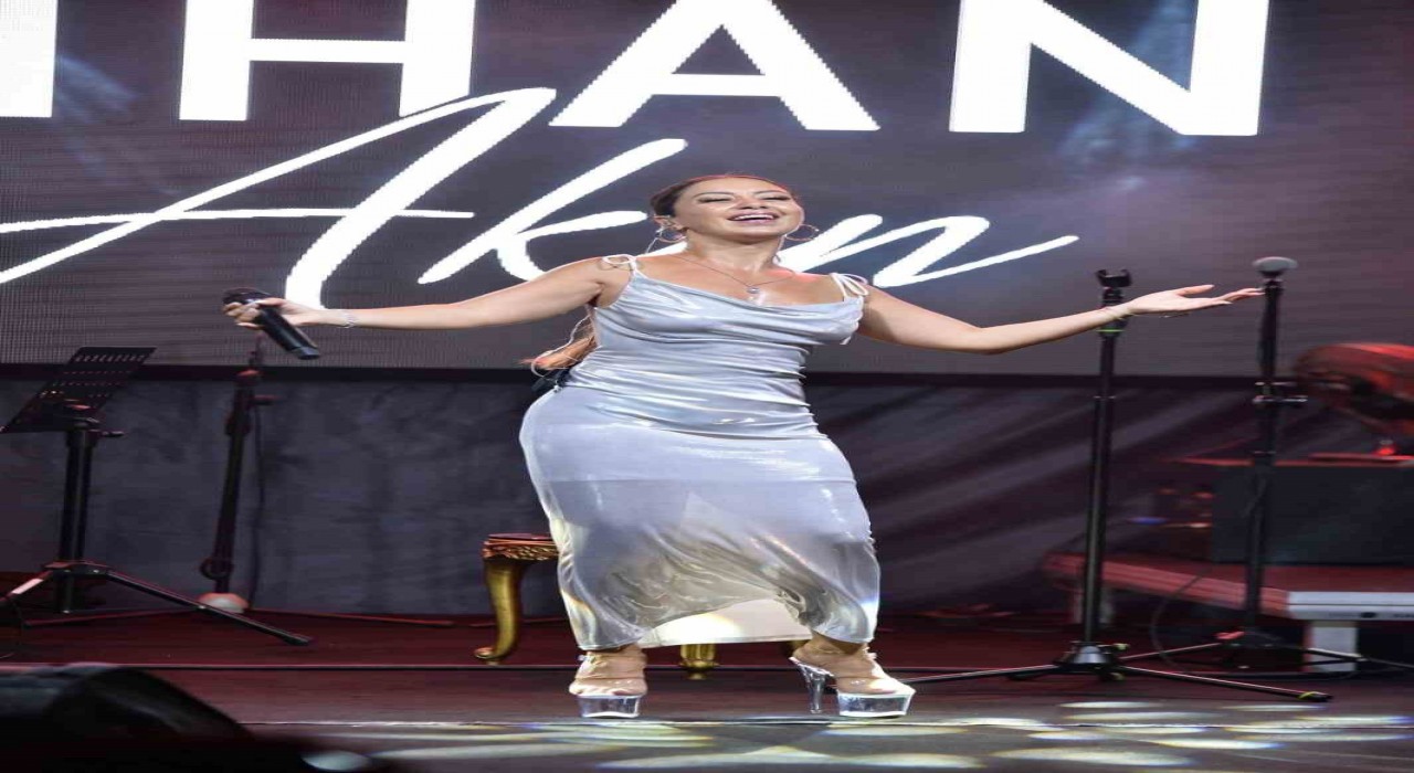 Bodrumda Nihan Akın rüzgarı esti