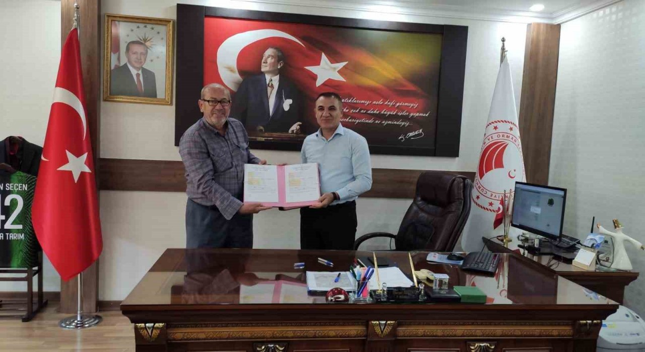 Bozkıra süt tanklı kamyon desteği