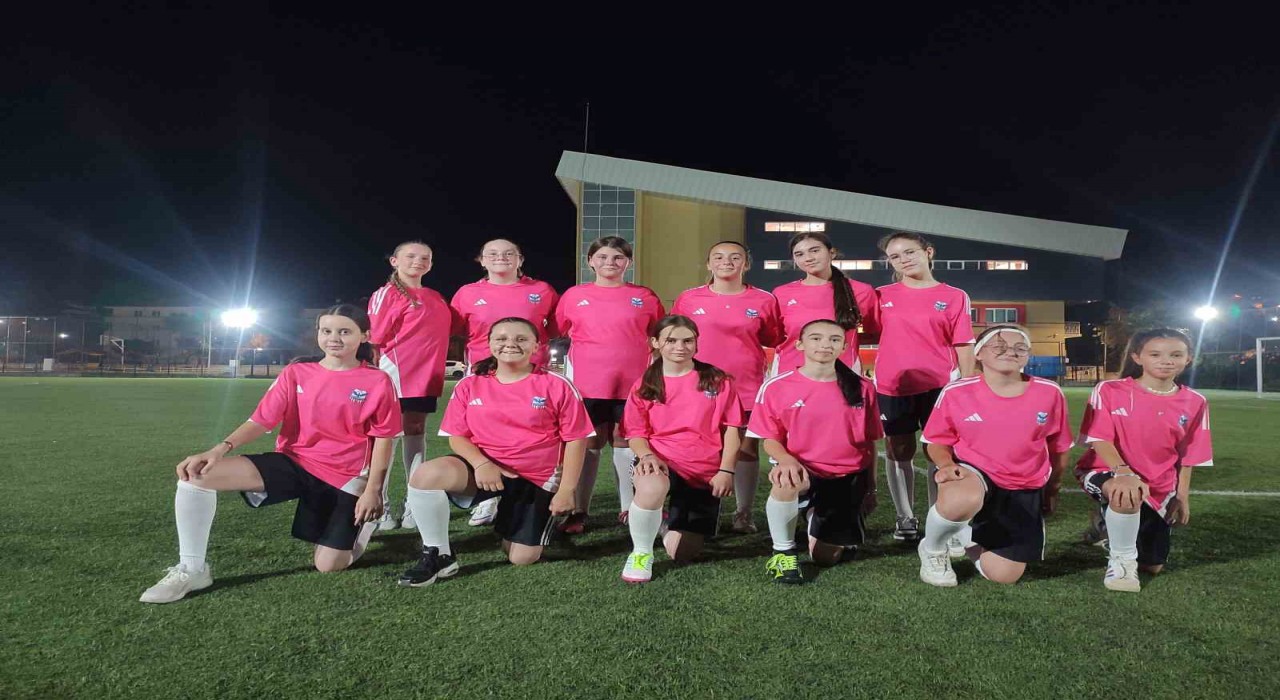 Bozüyükspor Kız Futbol Takımı kuruldu