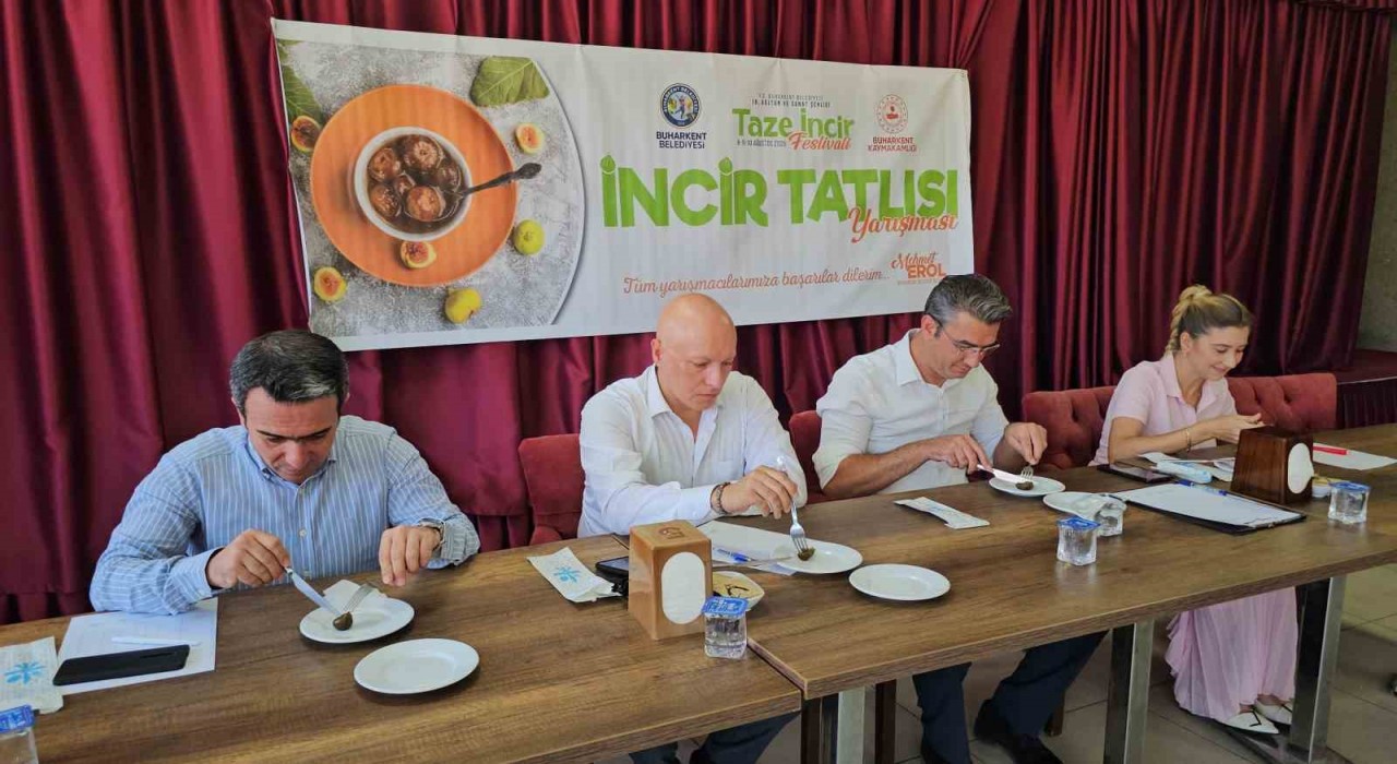 Buharkentte taze incirli tatlılar yarıştı