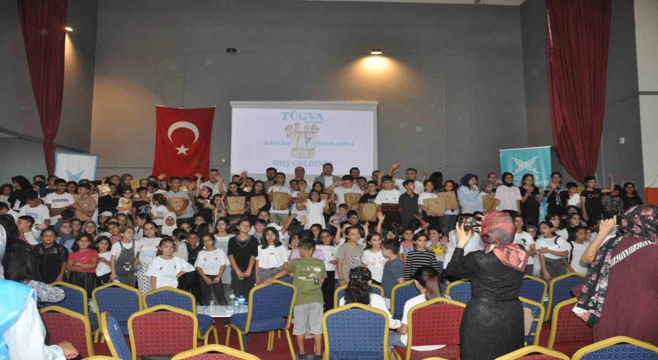 Bulanıkta TÜGVA yaz okulu kapanış programı düzenlendi