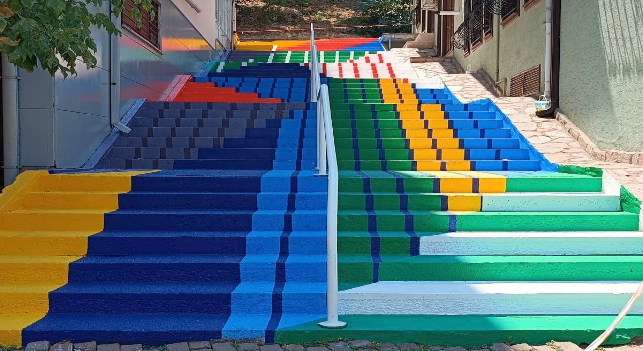 Bursada cadde ve sokaklar sanatla buluşuyor