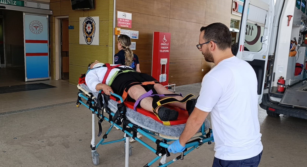 Bursada yolcu otobüsü ile tır çarpıştı