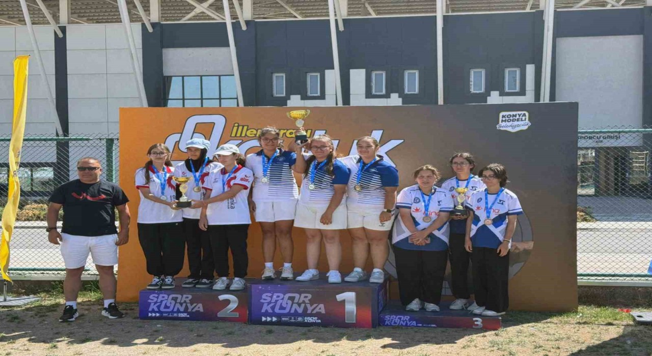 Büyükşehir Okçuları Konyada hedefleri 12den vurdu