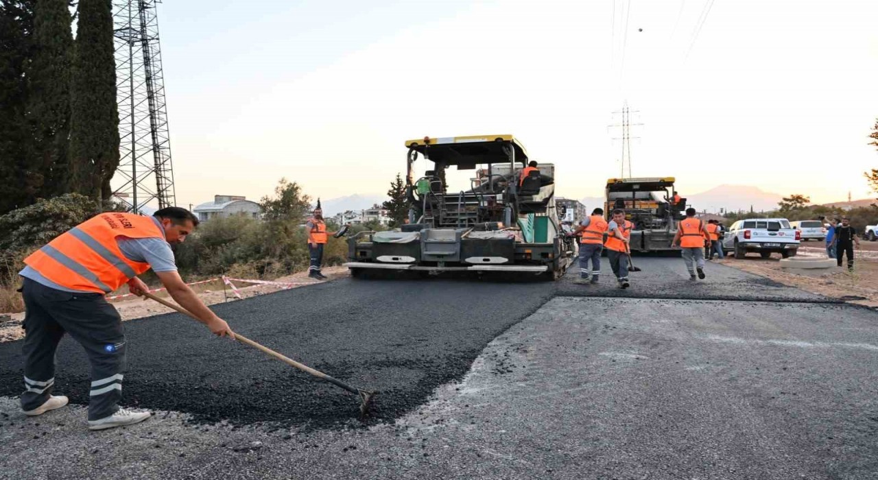 Büyükşehirden Şehir Hastanesi yoluna sıcak asfalt