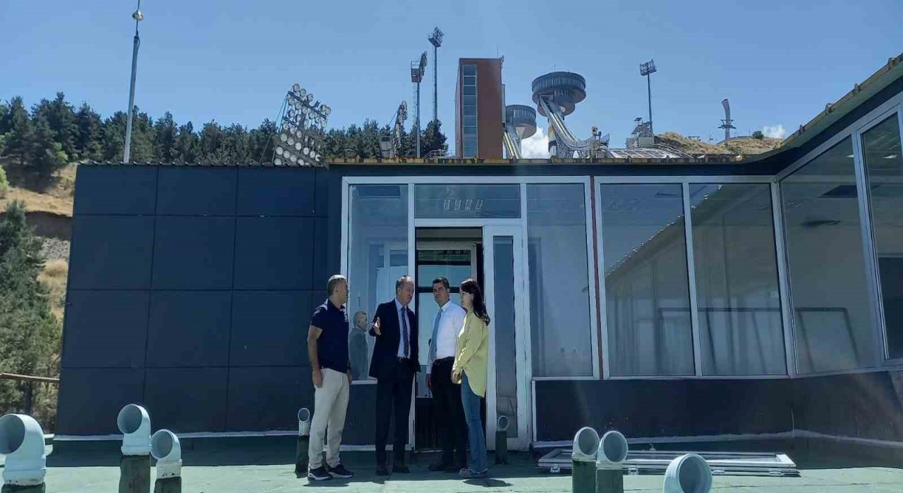 Çakmurun yoğun mesaisi