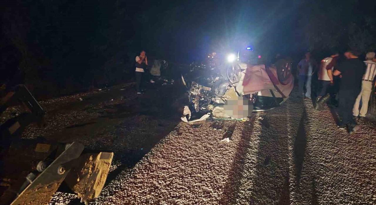 Çanakkalede feci kaza: 6 ölü