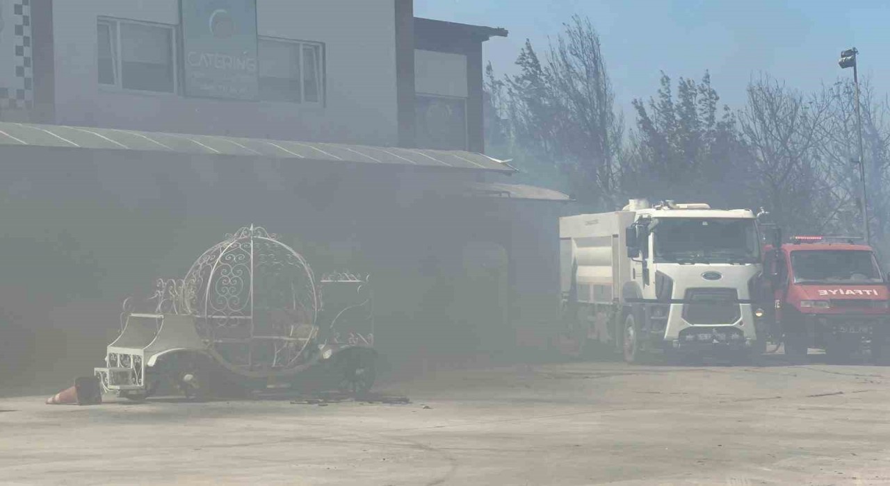 Çanakkalede yangın işletmelere işletmelere sıçradı