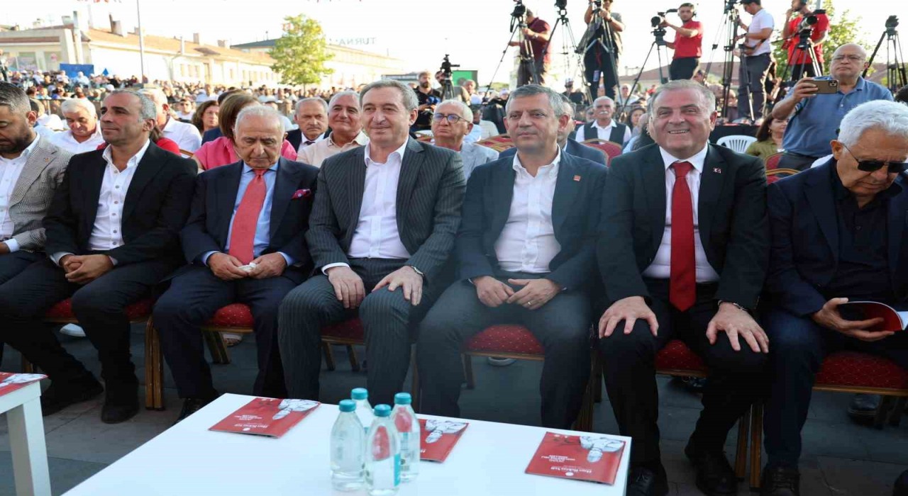 CHP Genel Başkanı Özel, Hacı Bektaş Veli anma etkinliklerine katıldı