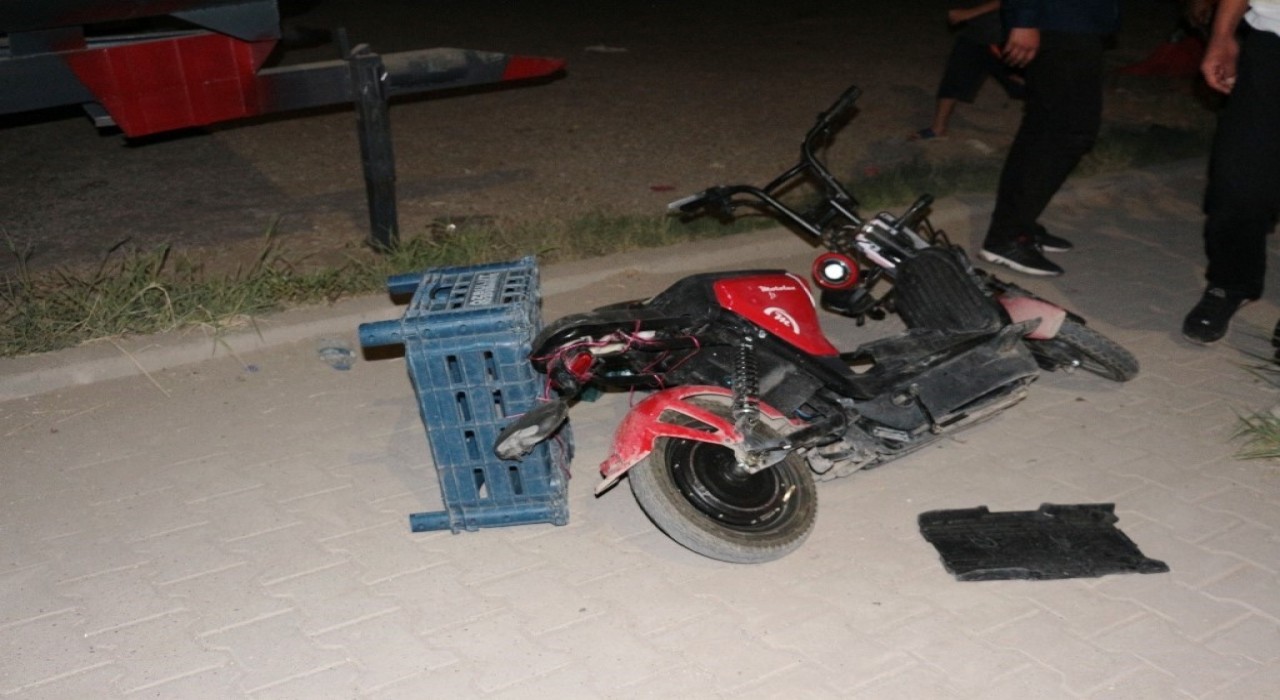 Cizrede otomobil motokuryeye çarptı: 1 yaralı