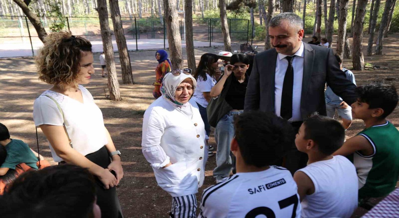 Çocuk Hizmetleri Genel Müdürü Kara, çocuklarla piknikte buluştu