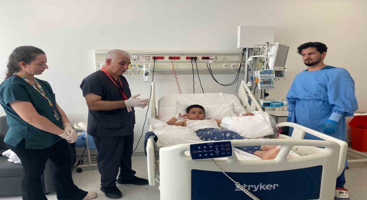 Çocuklarda elektrik çarpması sonucu meydana gelen yanıklar ciddi hasarlara sebep oluyor