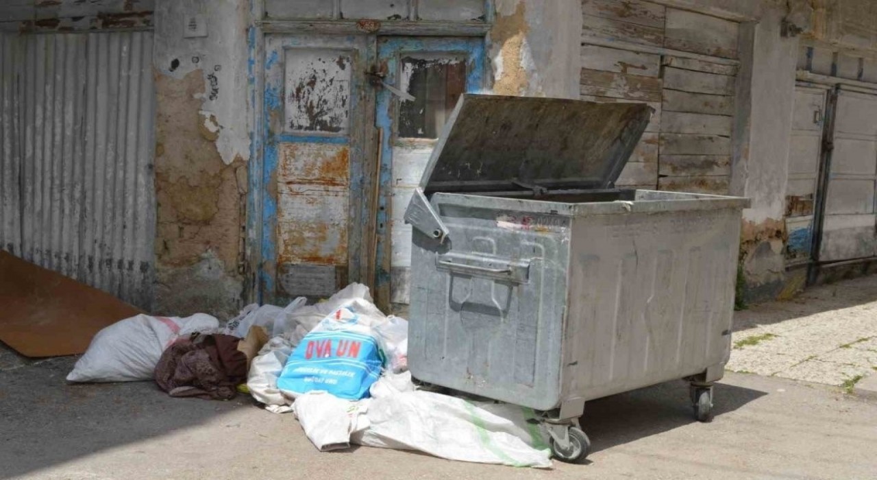 Çöp konteyneri eleştirisine BİOSUNdan açıklama