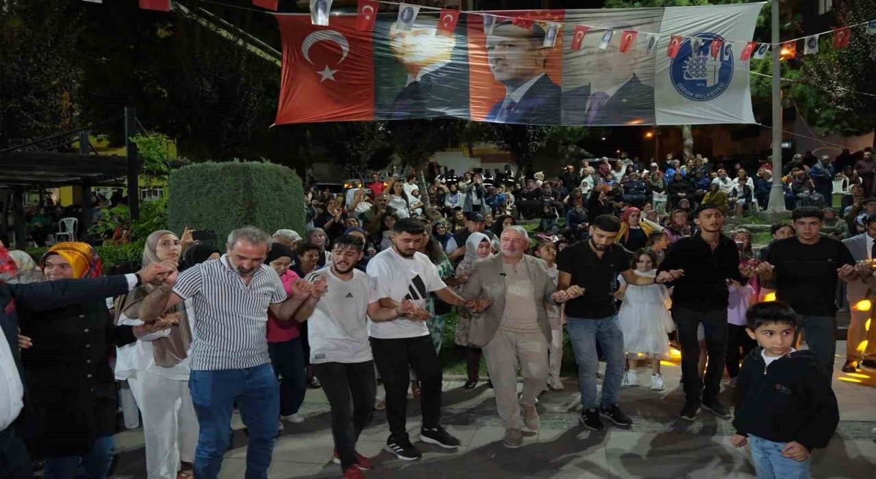 Çorumda mahalle konserleri başladı