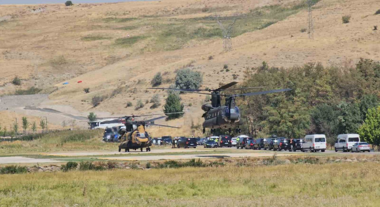 Cumhurbaşkanı Erdoğan, Ahlattan Malazgirte hareket etti