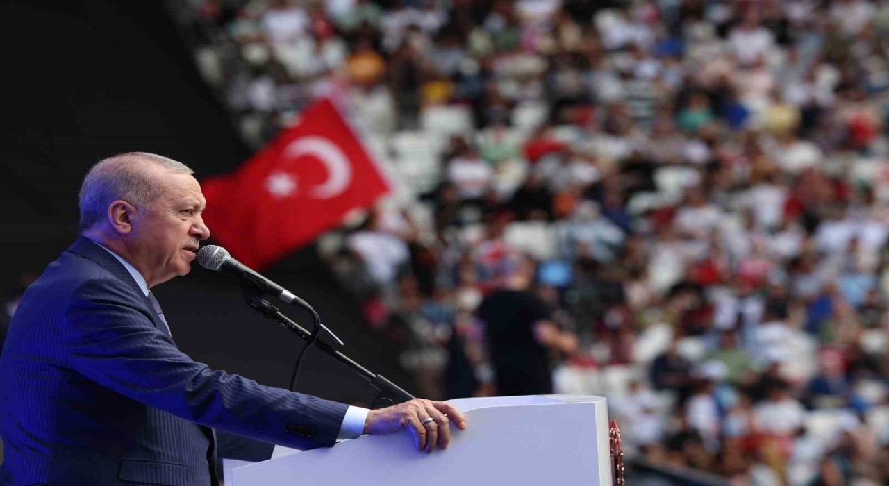 Cumhurbaşkanı Erdoğan: Milletimizin hasretini çektiği büyük ve güçlü Türkiyeye kavuşmamıza çok az kaldı