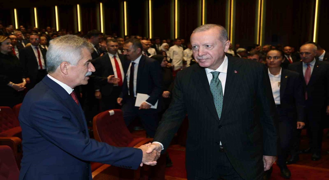 Cumhurbaşkanı Erdoğan: Tüm gayemiz, ecdattan tevarüs ettiğimiz emsalsiz mirası daha da zenginleştirip gelecek kuşaklara aktarmak