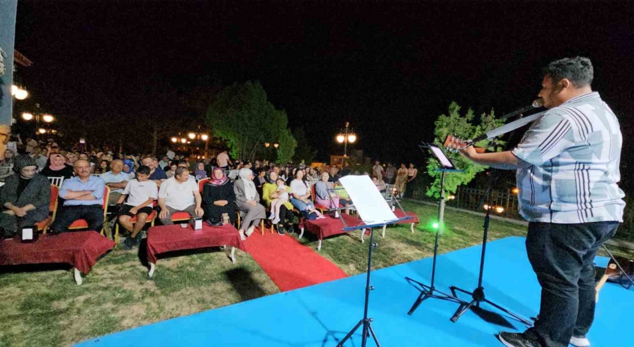 Darendede yaz akşamlarına sanat dolu dokunuş