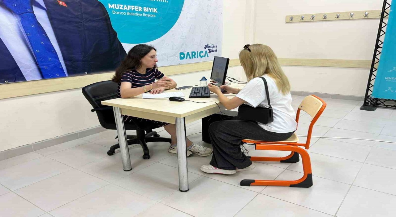 Darıcada üniversite adaylarına rehberlik desteği
