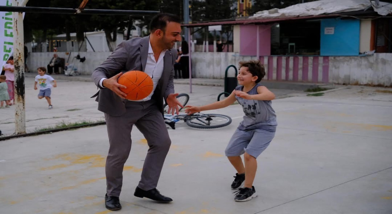 Defne Belediyesinin üç mahallede düzenlediği etkinliklerde çocuklar doyasıya eğlendi