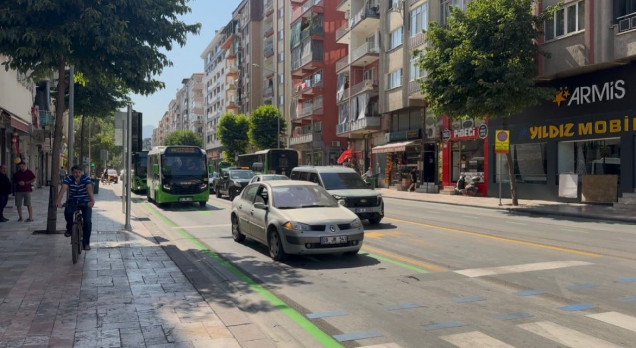 Denizli Büyükşehrin ‘Otobüs Yolu projesi tartışmalarla başladı