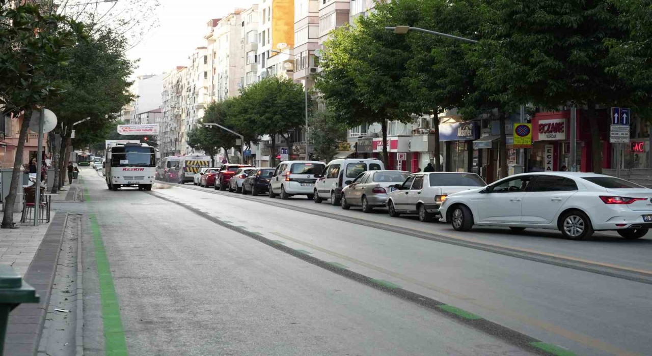 Denizli Büyükşehrin ‘Otobüs Yolu projesinde şikayetler her geçen gün artmaya devam ediyor