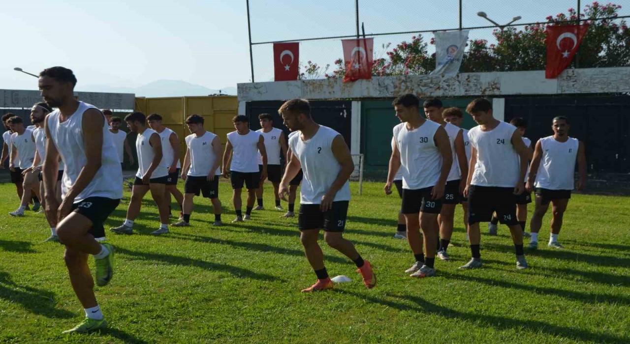Denizli İdmanyurdu yeni sezon hazırlıklarına devam ediyor