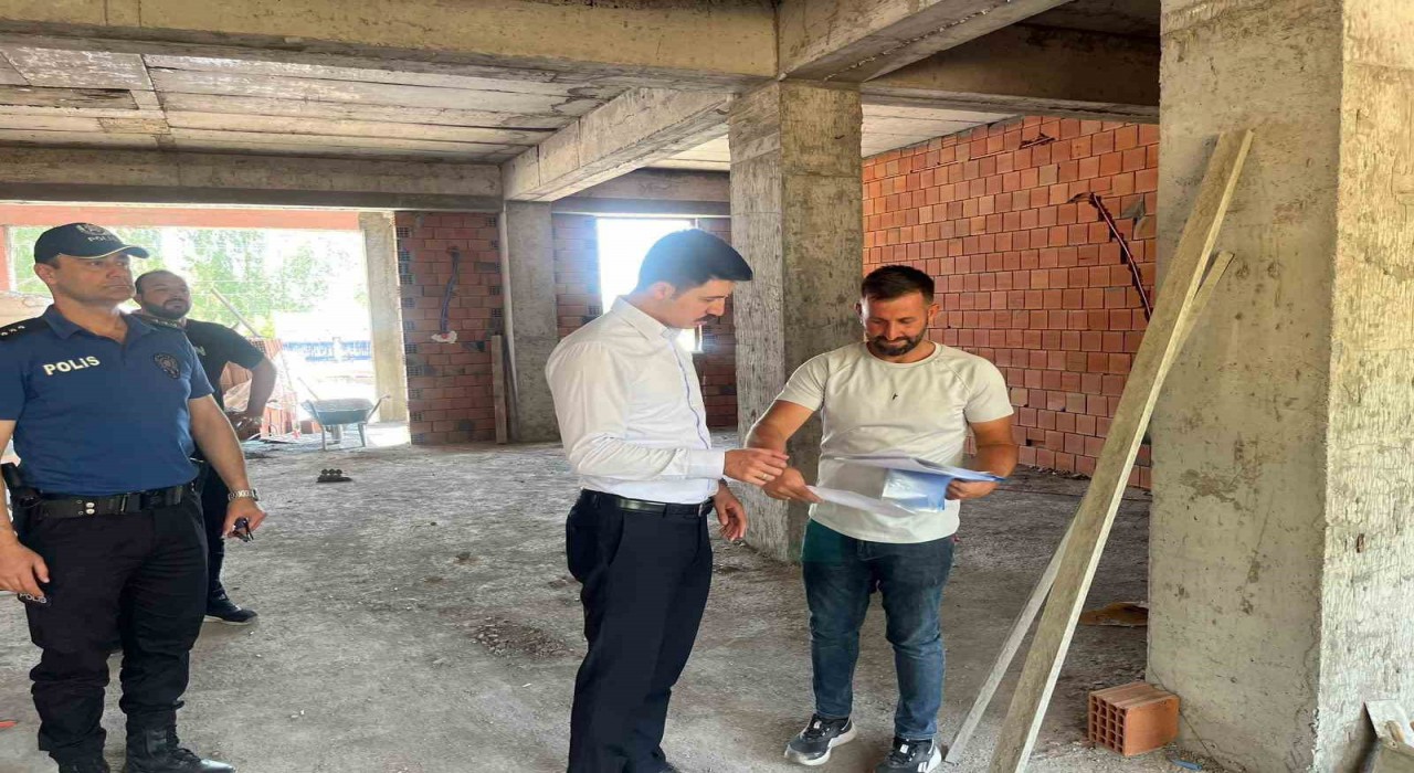 Digorda spor kompleskinin yapımı sürüyor