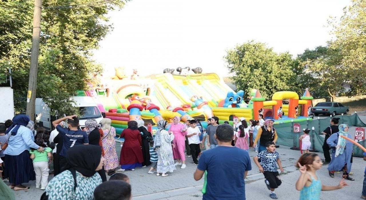 Dilovasında çocuk şenliği coşkuyla geçti