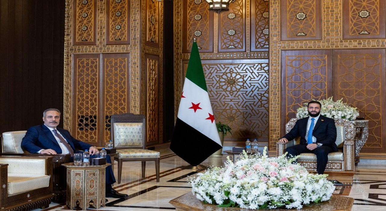 Dışişleri Bakanı Fidan, Suriye Cumhurbaşkanı Şara ile bir araya geldi