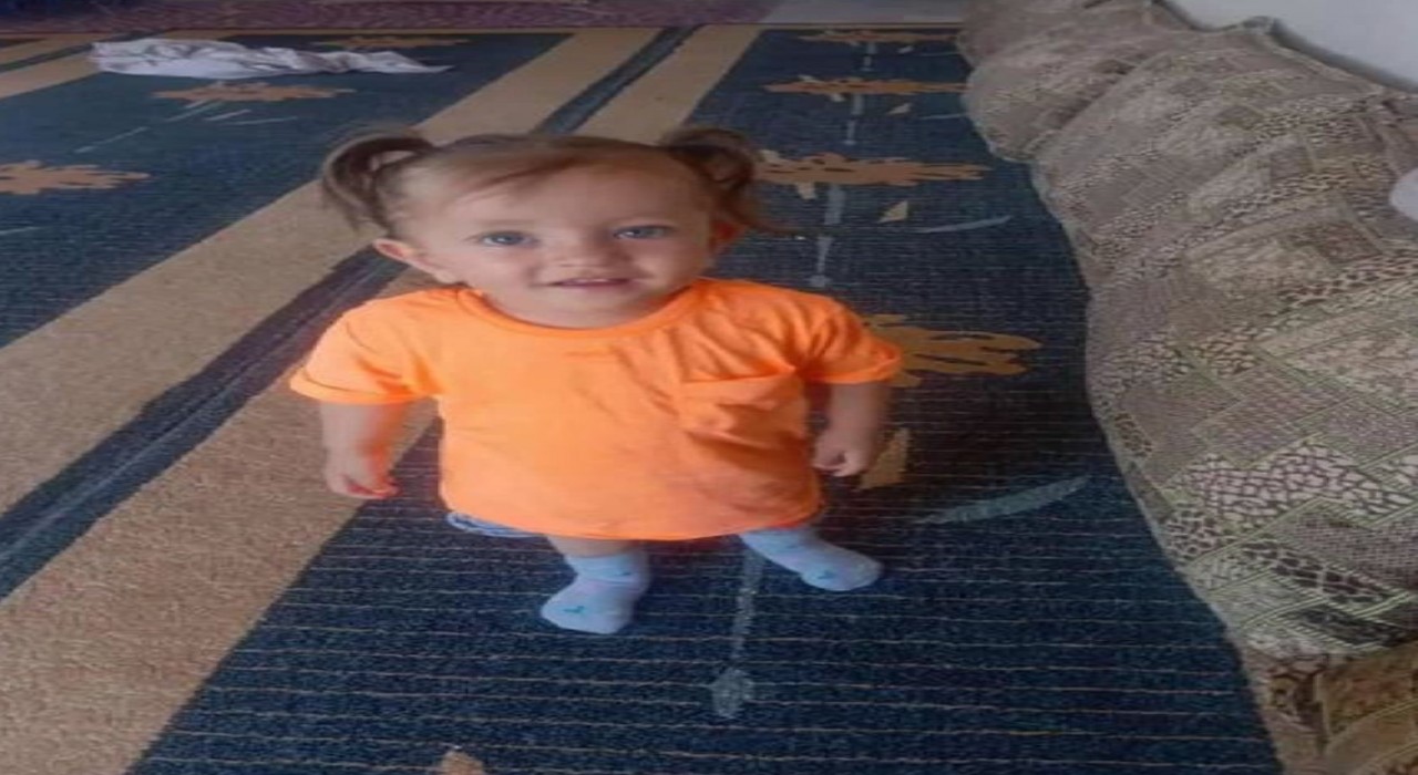 Diyarbakırda otomobilin altında kalan minik Hiranur hayatını kaybetti