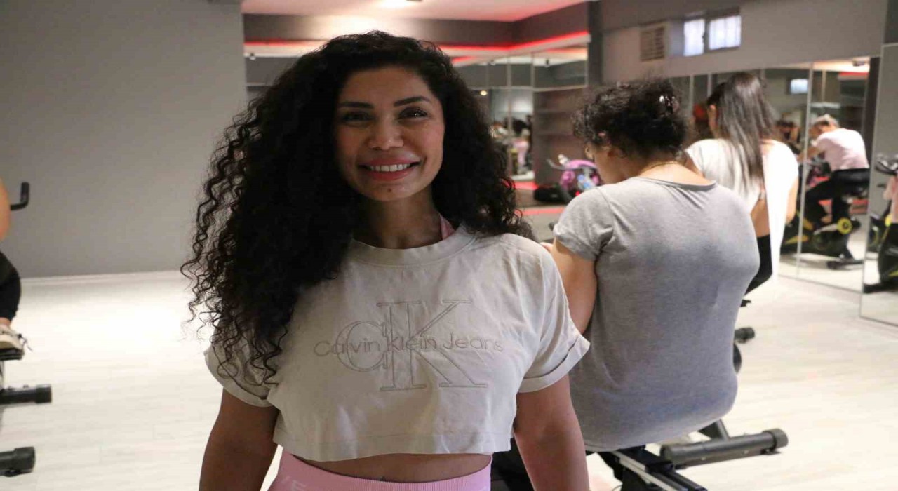 Diyarbakırlı kadınlar halayla zayıflıyor