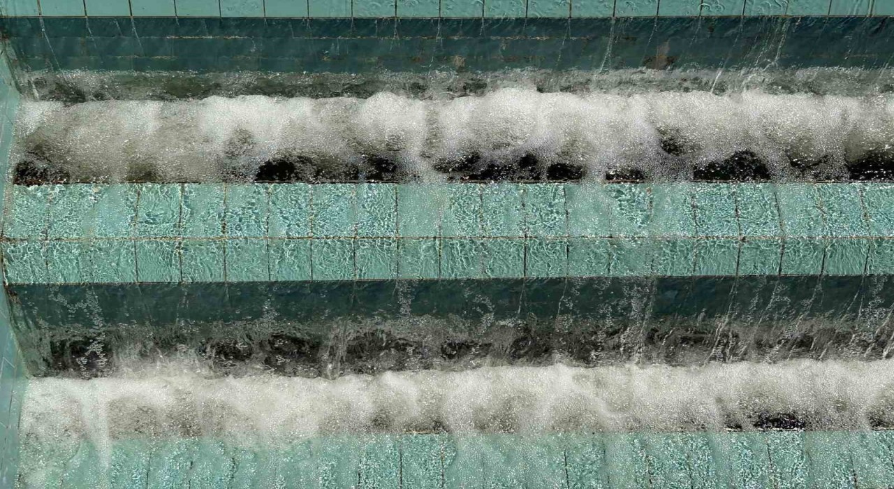 DSİnin Karareis Barajını devreye almasıyla Çeşmedeki su kesintileri sona erdi